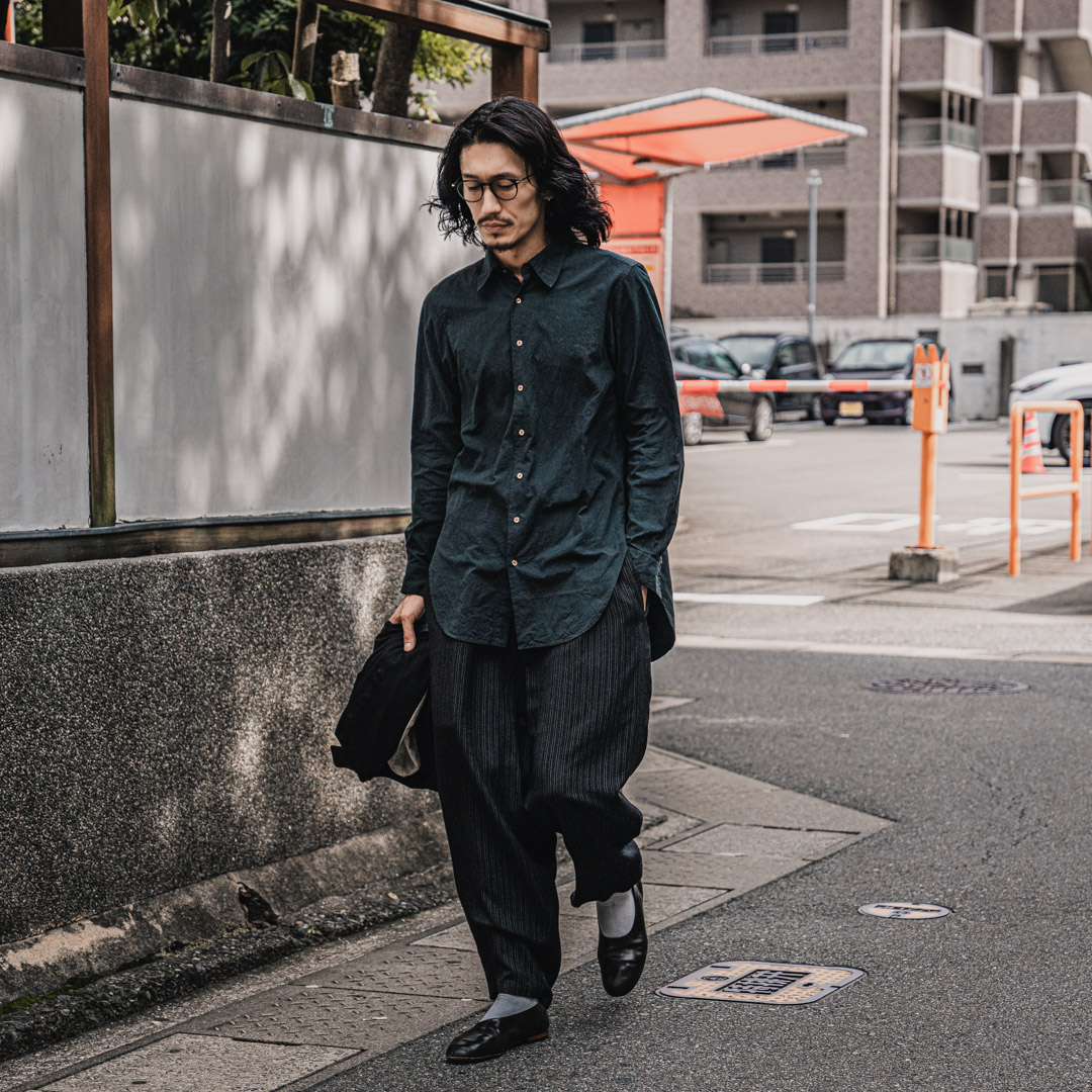 ARAKI YUUのニュークラシックシャツ | HUES 福岡セレクトショップ