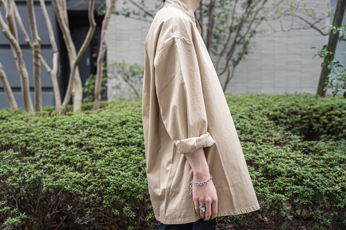 ポータークラシックのギャバジン スタンドカラー スモックシャツ