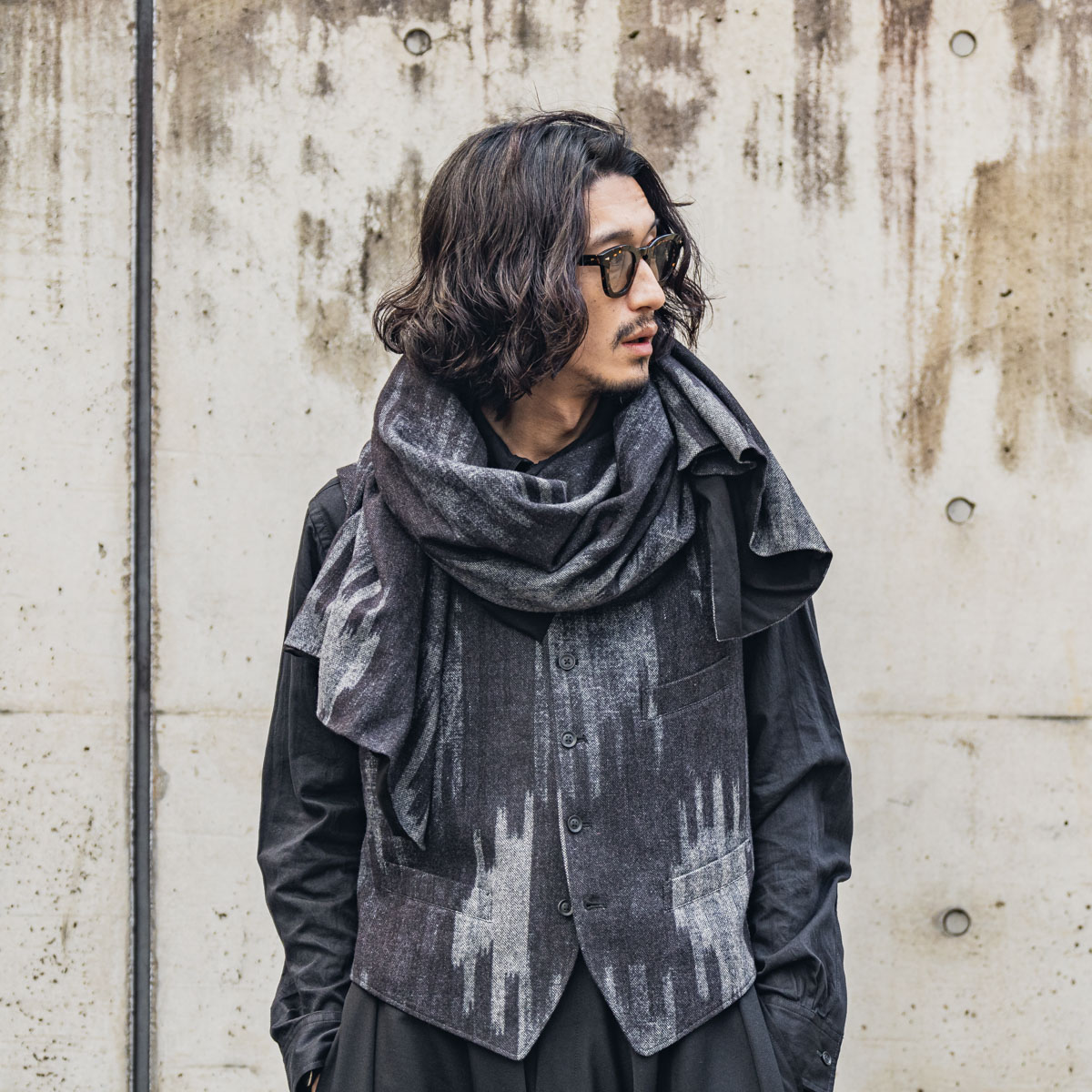 YOHJI YAMAMOTO プリントストールベスト | HUES 福岡セレクトショップ