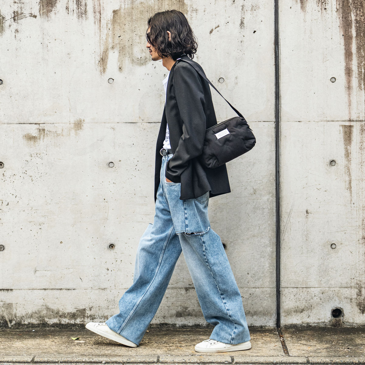 メゾンマルジェラの5ポケット カットアウト デニムパンツ | HUES 福岡