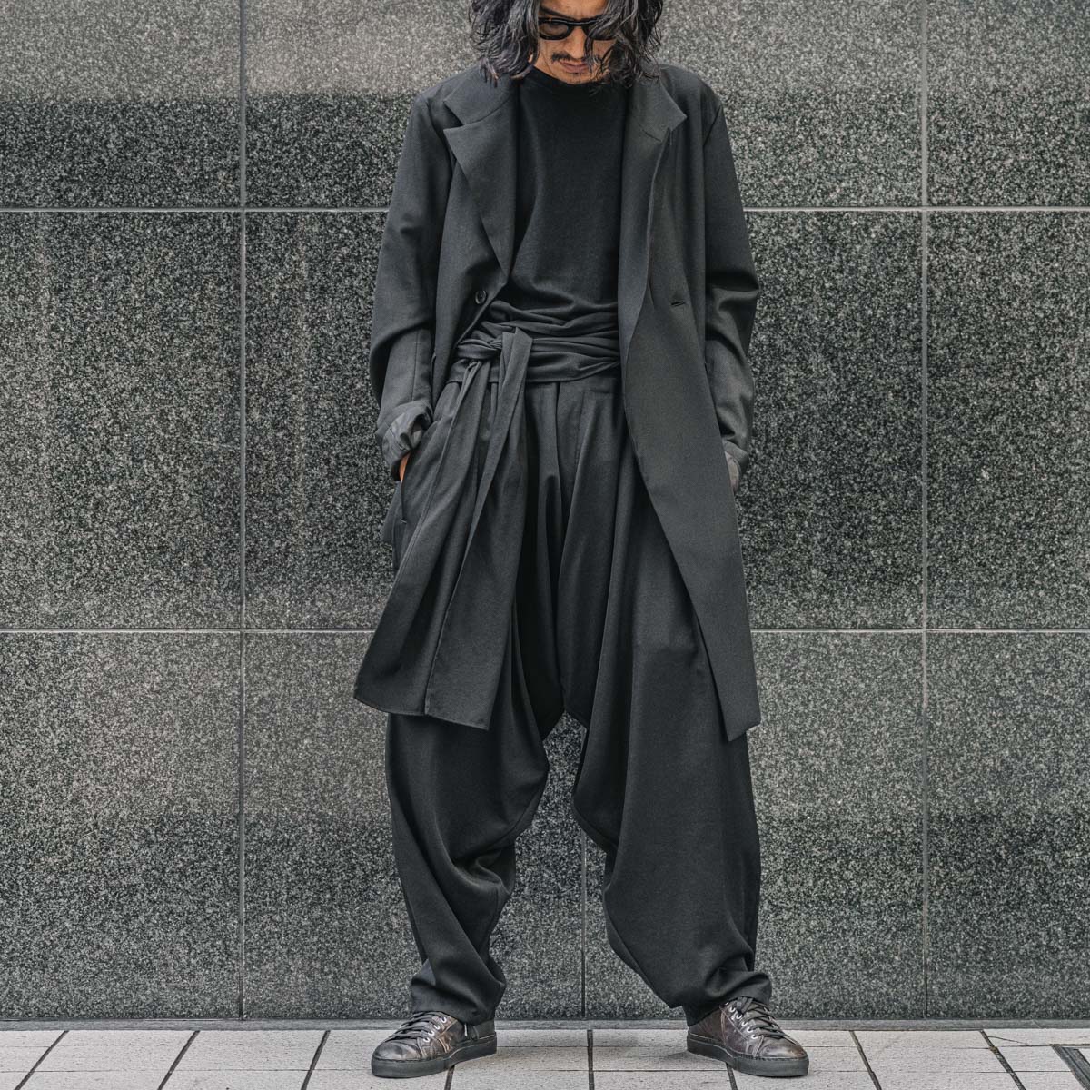 YOHJI YAMAMOTO 23AW 新作入荷 タイドレープパンツ&フラワータイ