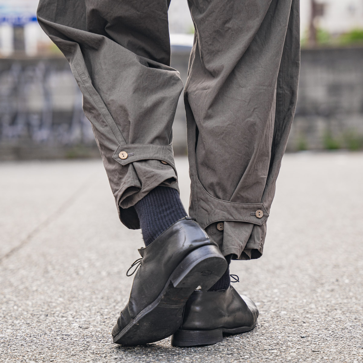 ARAKI YUU バギーパンツ | HUES 福岡セレクトショップ