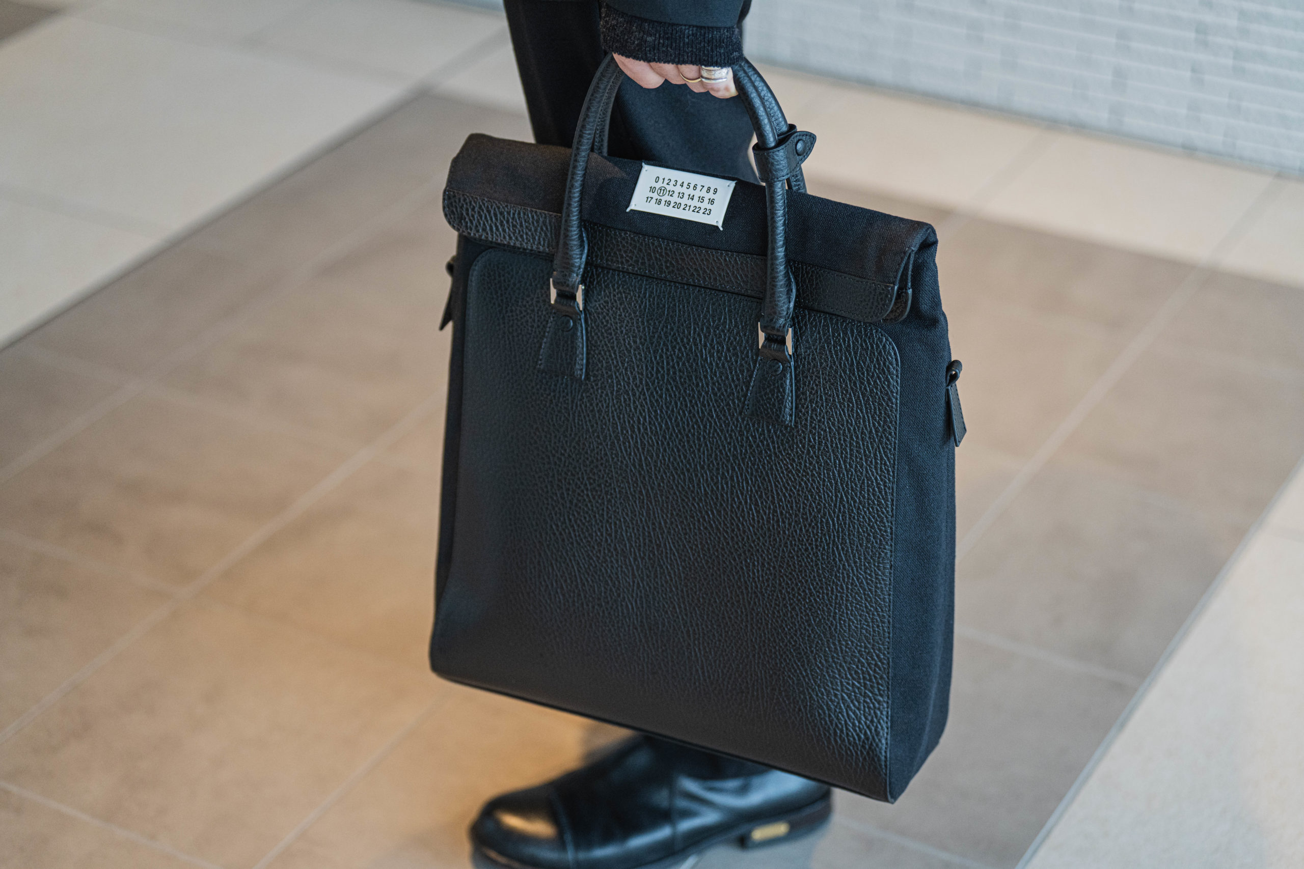 メゾンマルジェラ 5AC 3WAY LEATHER BACKPACK | HUES 福岡セレクトショップ