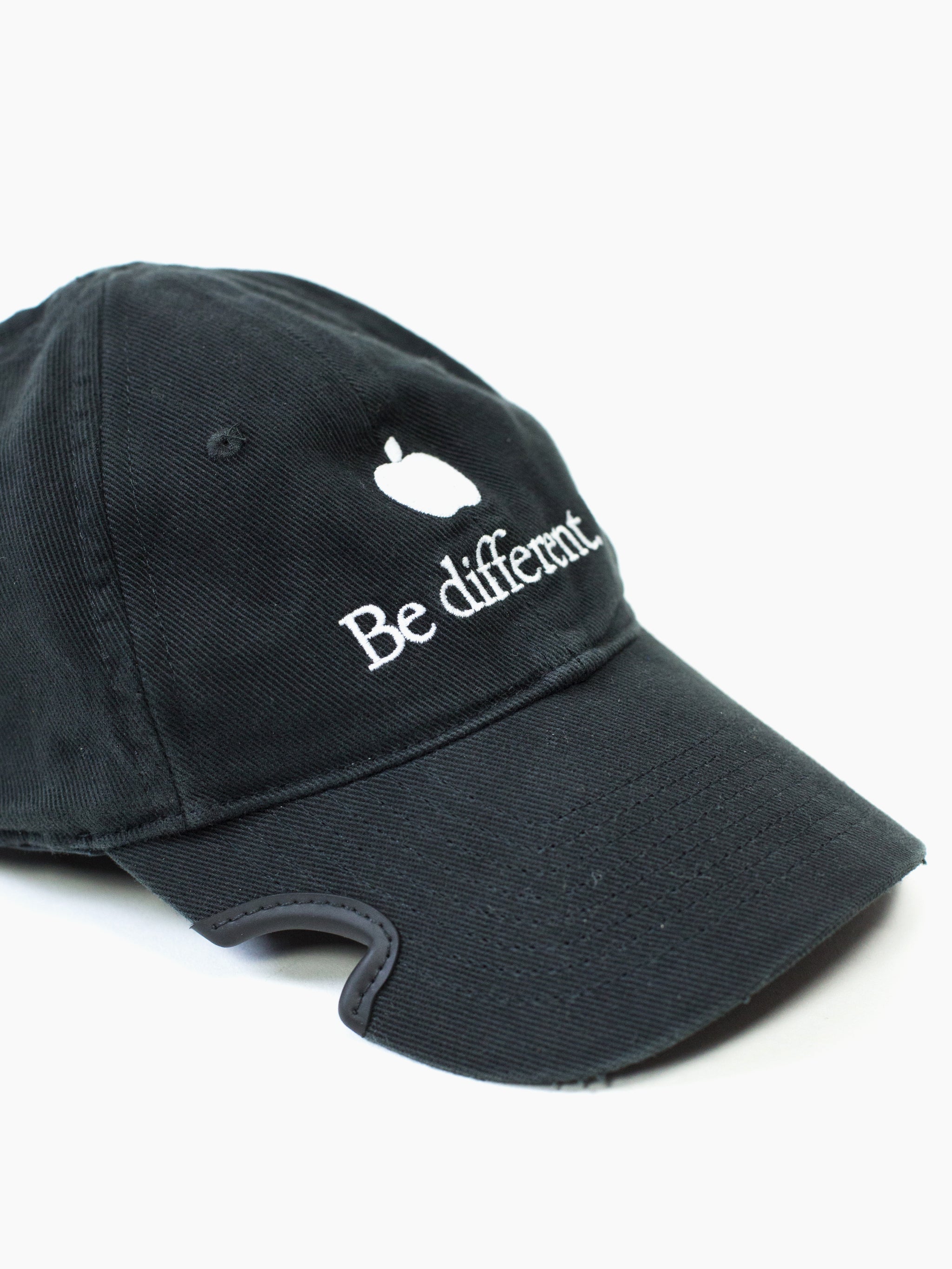 Balenciaga AW22 'Be Different' Notch Cap – HUIBEN
