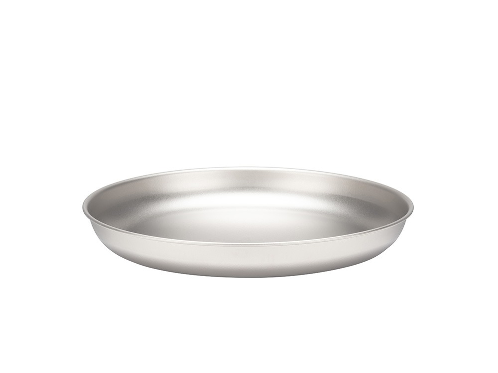 チタン製の軽量プレート】アウトドアで大活躍！「チタントレック