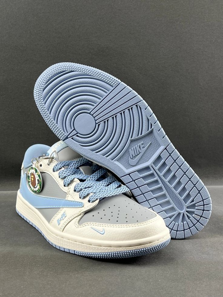 BAPE Custom Air Jordan 1 x Travis Scott BB6588-104 - Unique Style