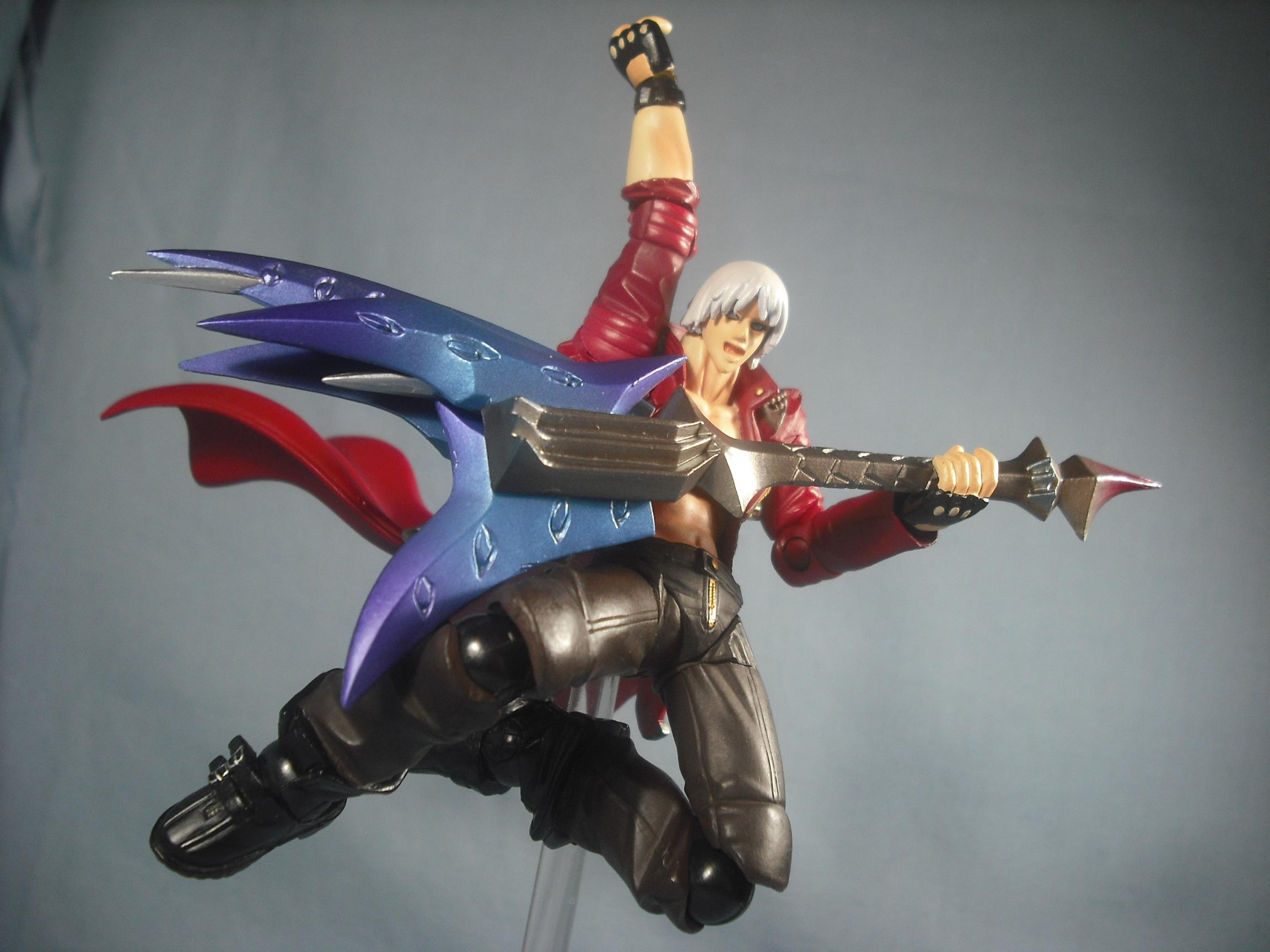 リボルテック - ダンテ (デビルメイクライ3) : r/ActionFigures