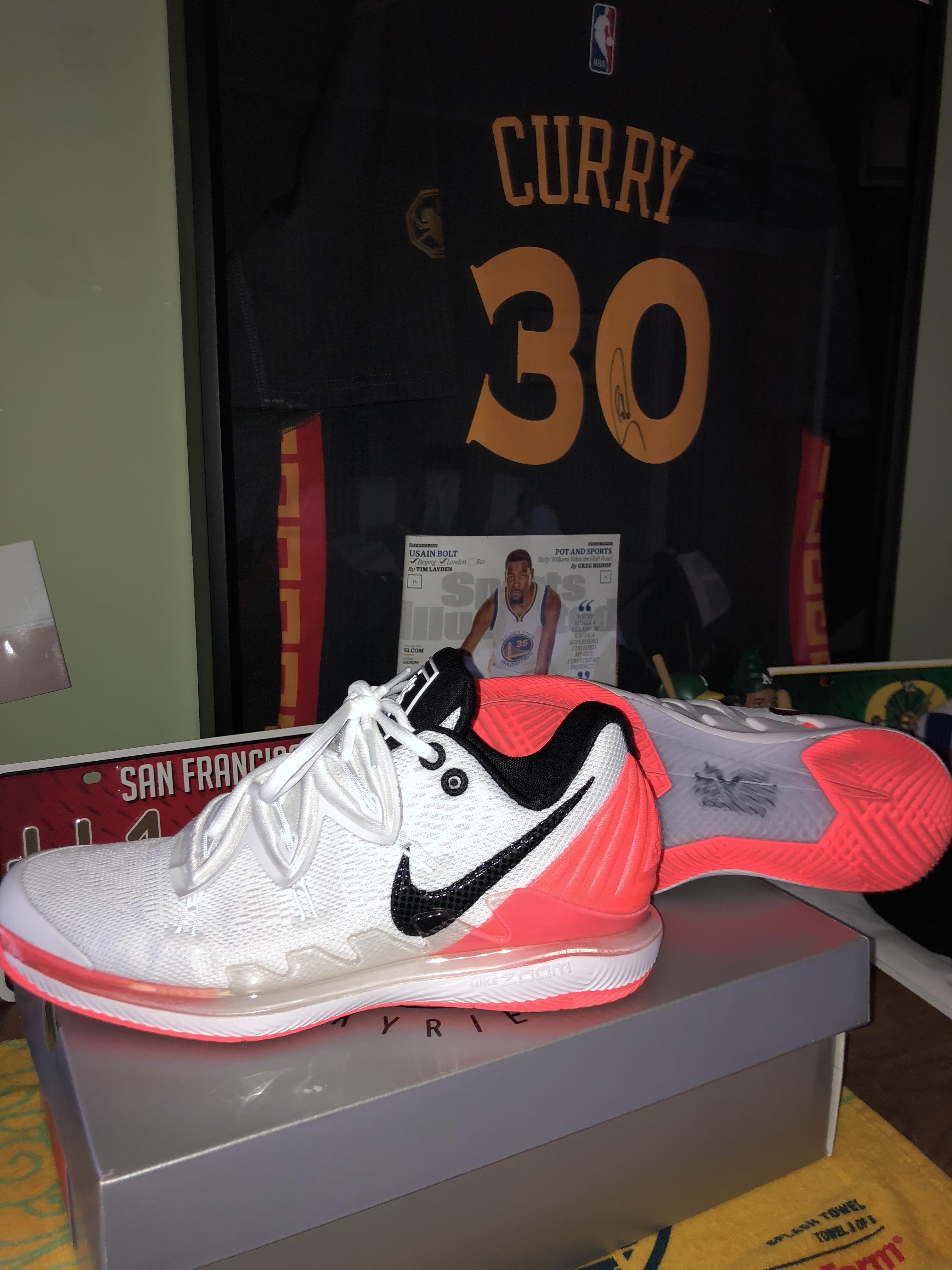 カイリー・アービング x ニック・キリオス Air Zoom Vapor x Kyrie 5