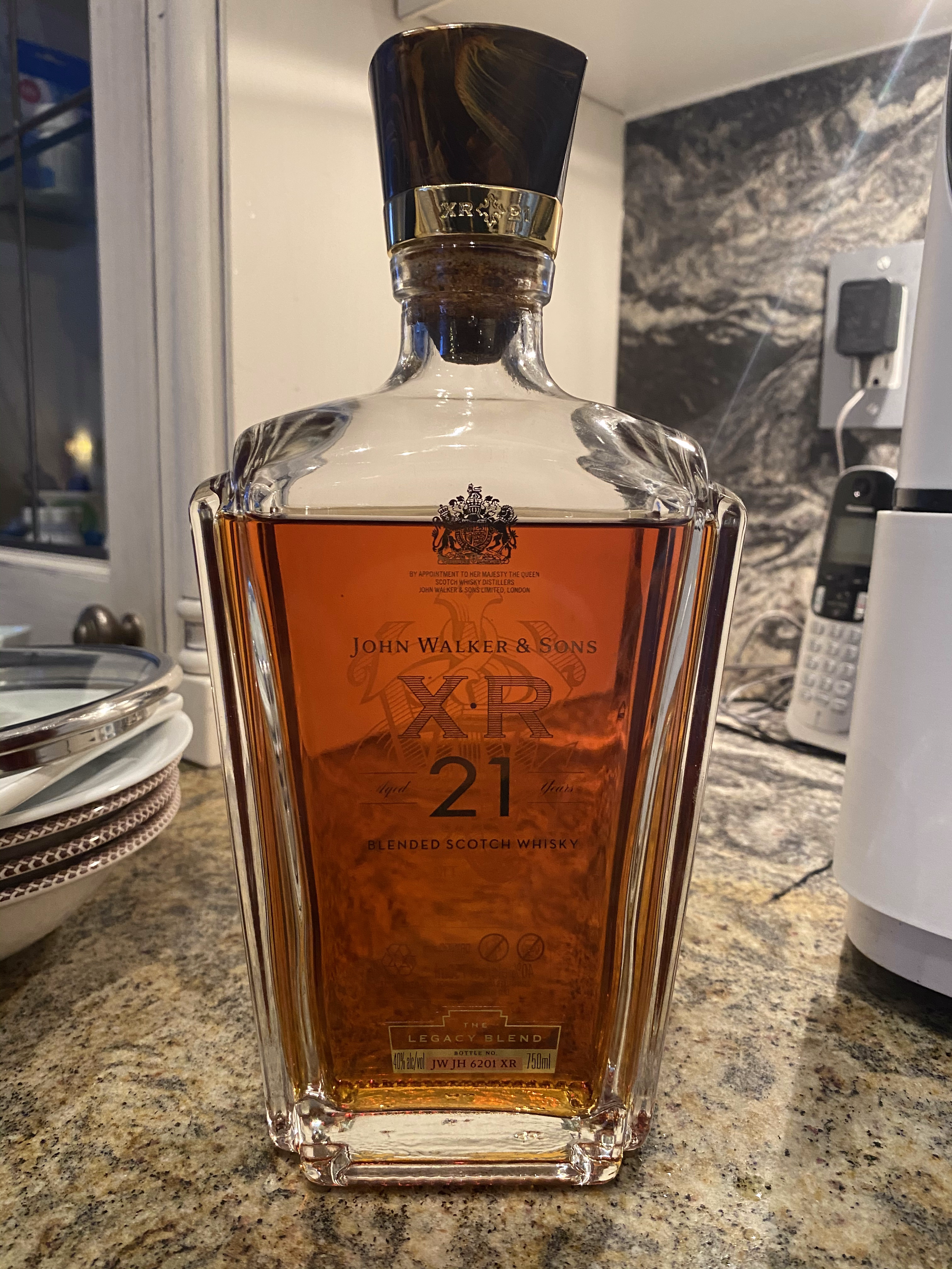 Scotch Review #13: Johnnie Walker XR 21 : r/Scotch