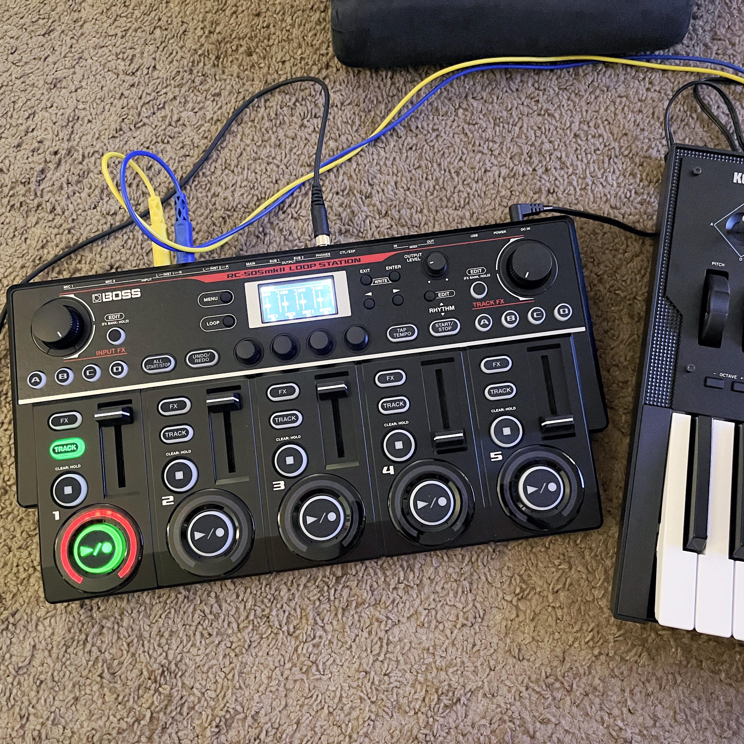 シンセじゃないけど、シンセと一緒に使うと超便利なんだよね。やっと