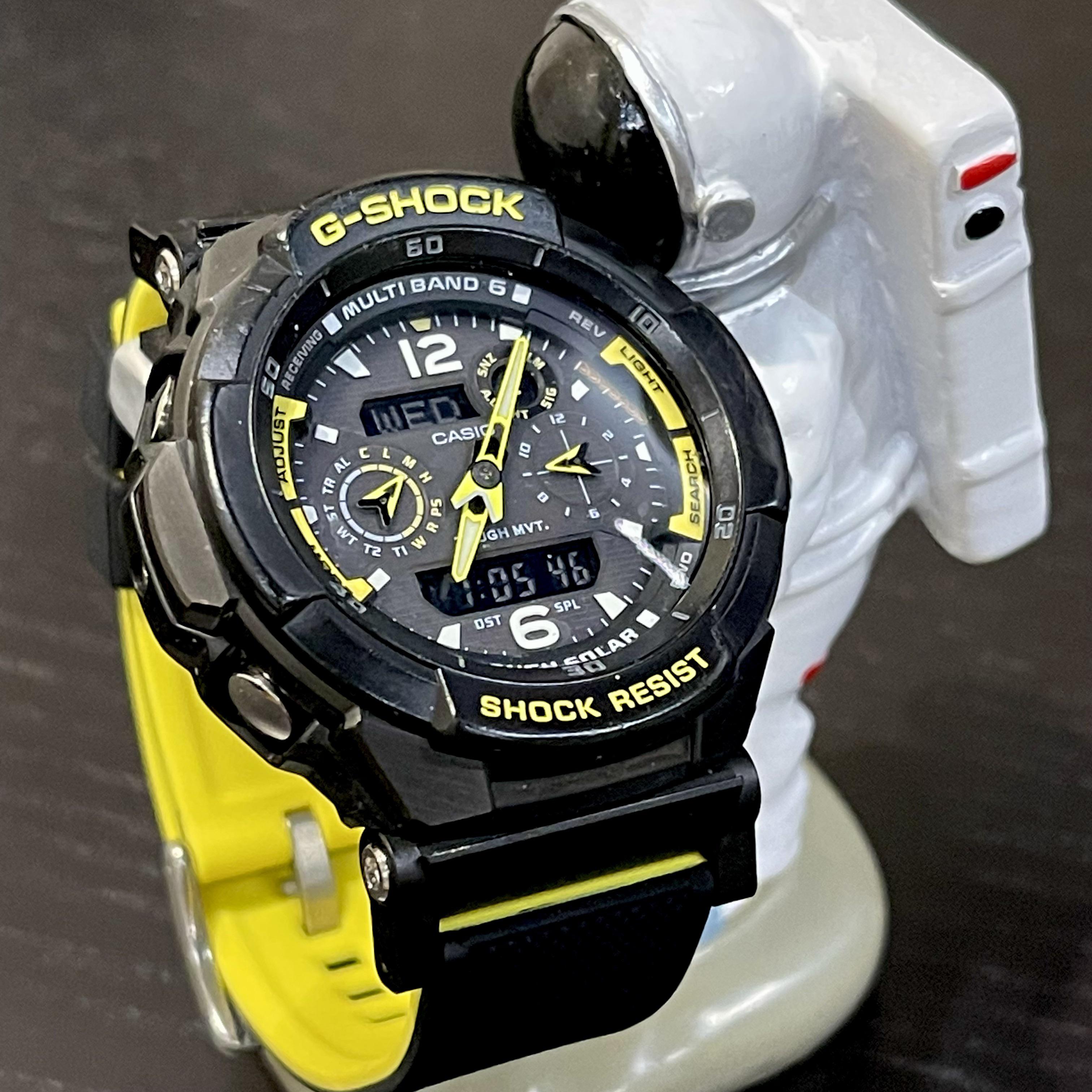 GravityMaster GW-3500B-1A with custom black/yellow silicon bands