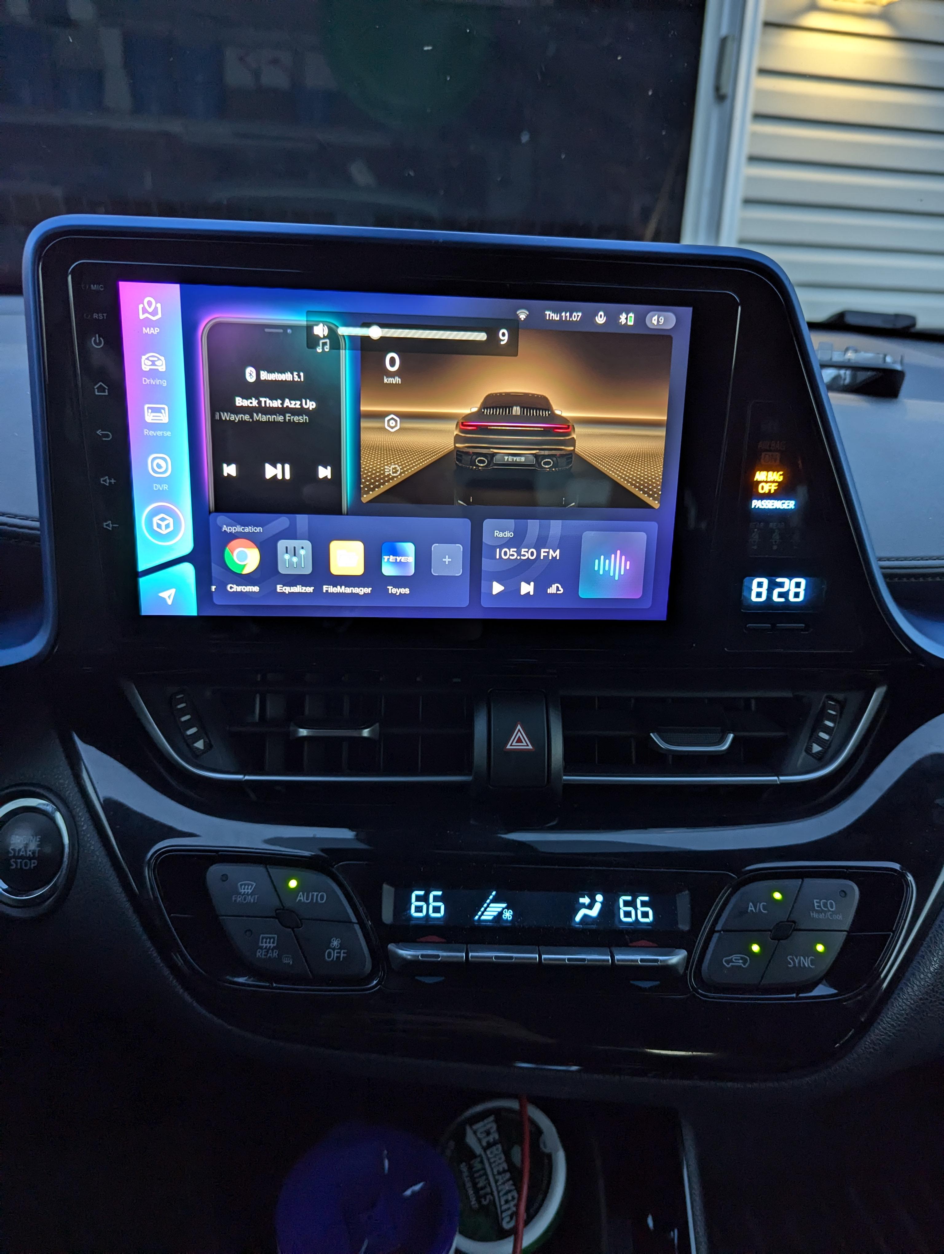 お知らせ：アメリカの2019年CHR XLEのオーナーは、Android Auto付きの