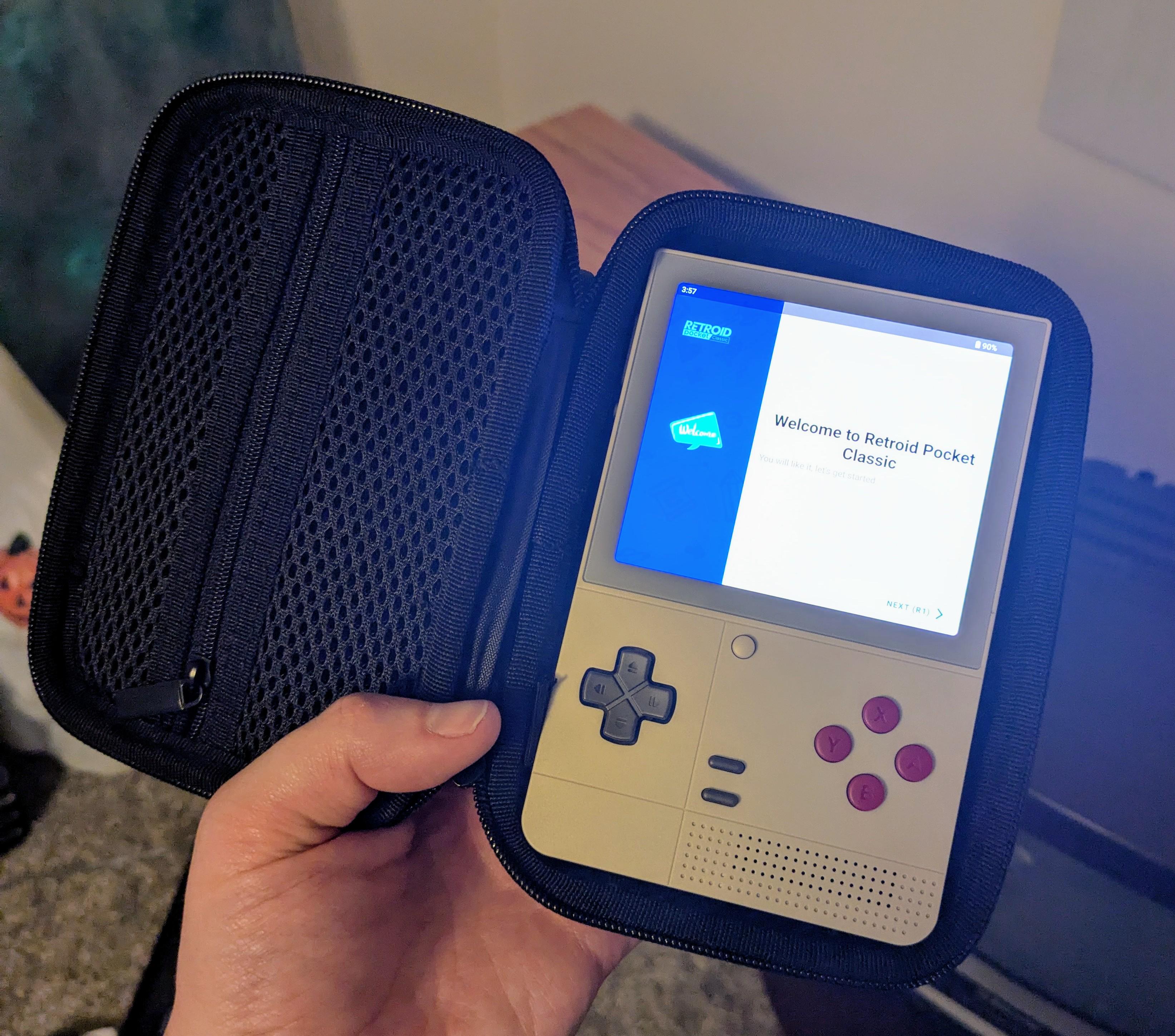 Classic は Flip 2 のケースにほぼぴったりだよ : r/retroid