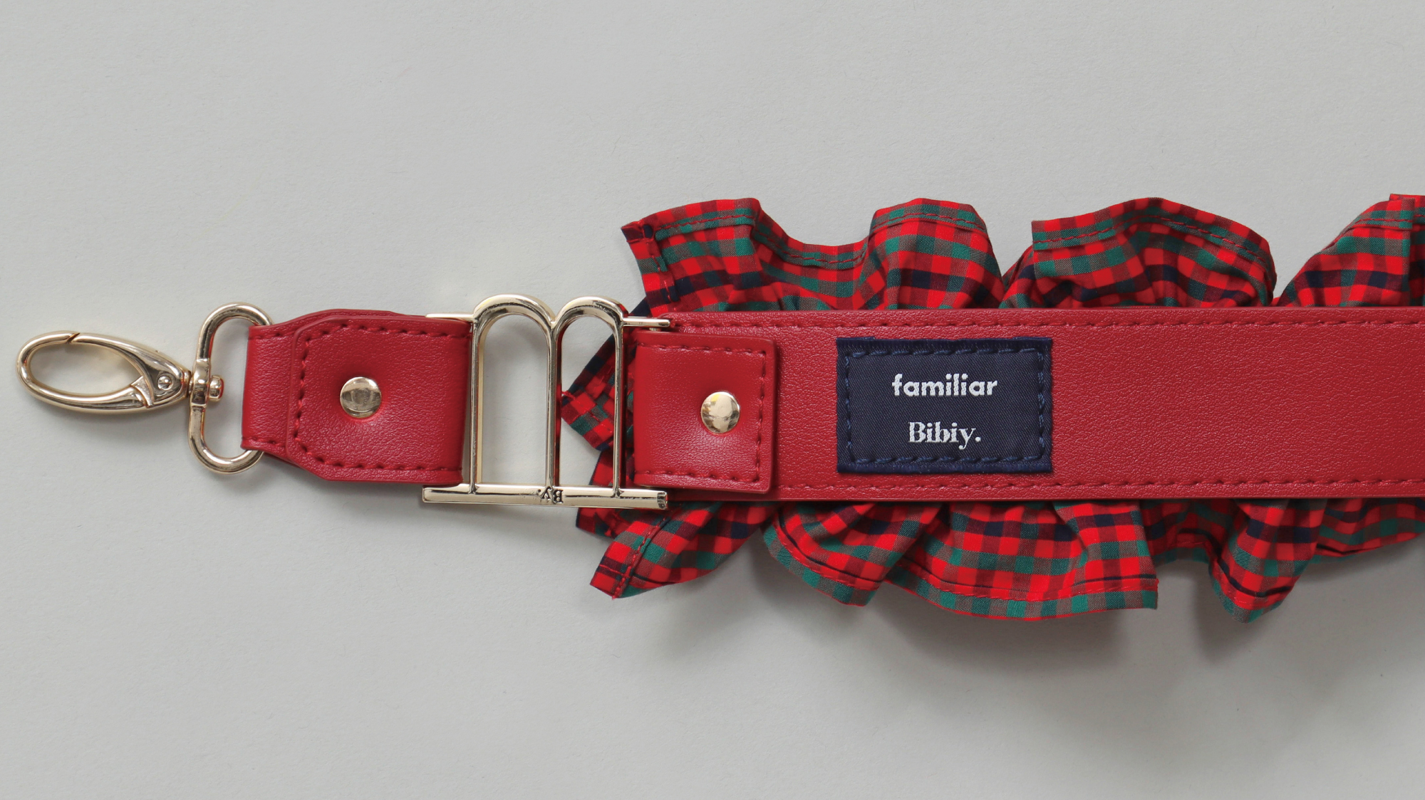 familiar × Bibiy】フリル付きストラップ familiar × Bibiy】フリル