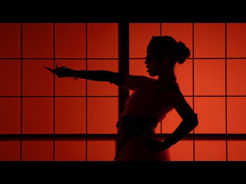 7 - 峰不二子 (Official Music Video) - YouTube