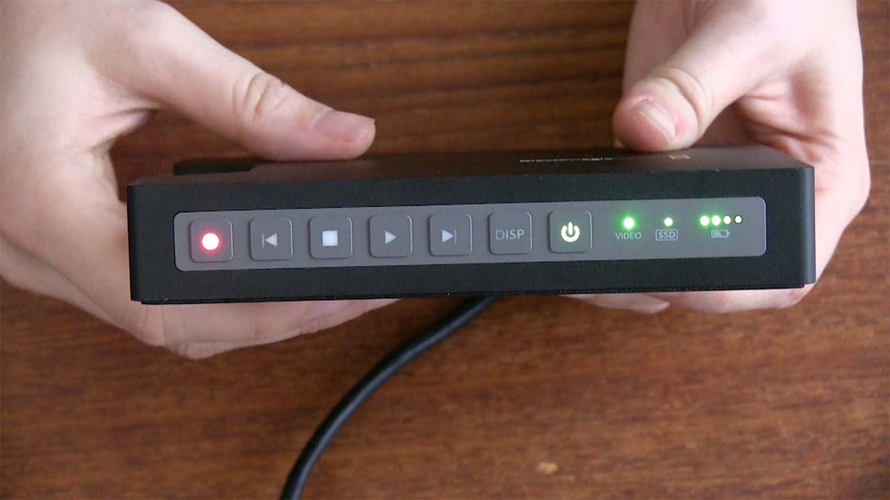 HyperDeck Shuttle 2 // Show and Tell Ep.1 - YouTube