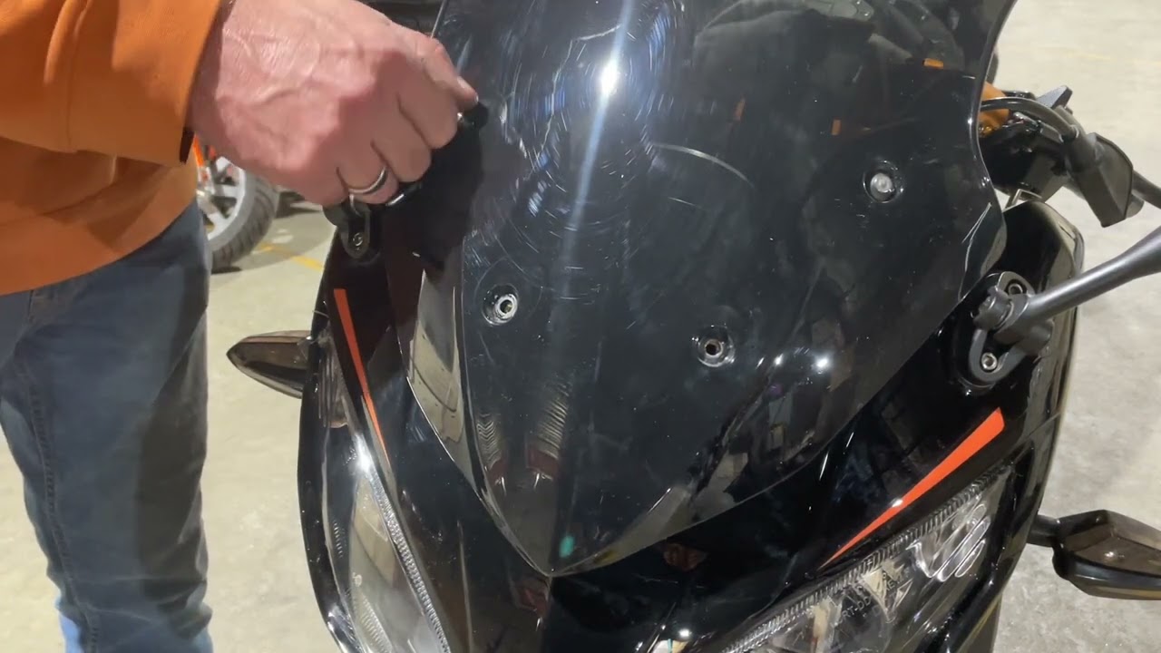 X22R 250cc | Windshield (03030817)