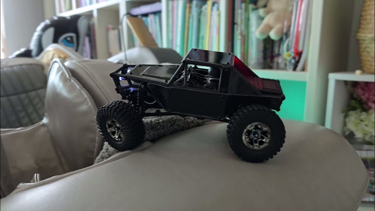 1/24 Scale UDI RC UCX2405 Pro brushless motor 4ws - unboxing