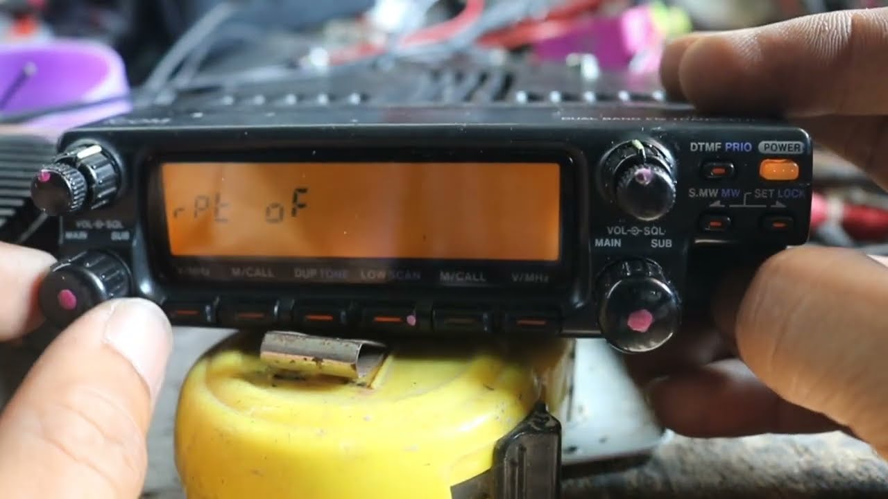 ICOM IC-2350D 144/430MHz FMモービルトランシバ－ ICOM IC-2350D 144