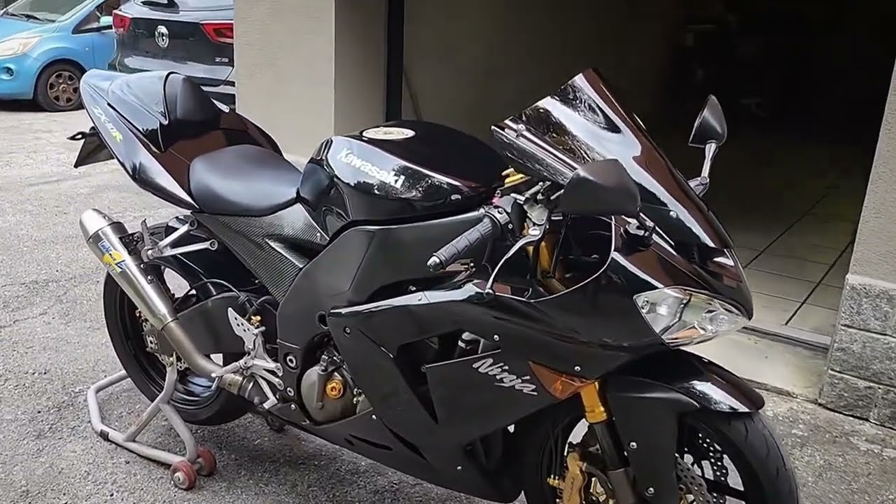 2005 KAWASAKI NINJA ZX10R LEO VINCE SBK Exhaust System Sound