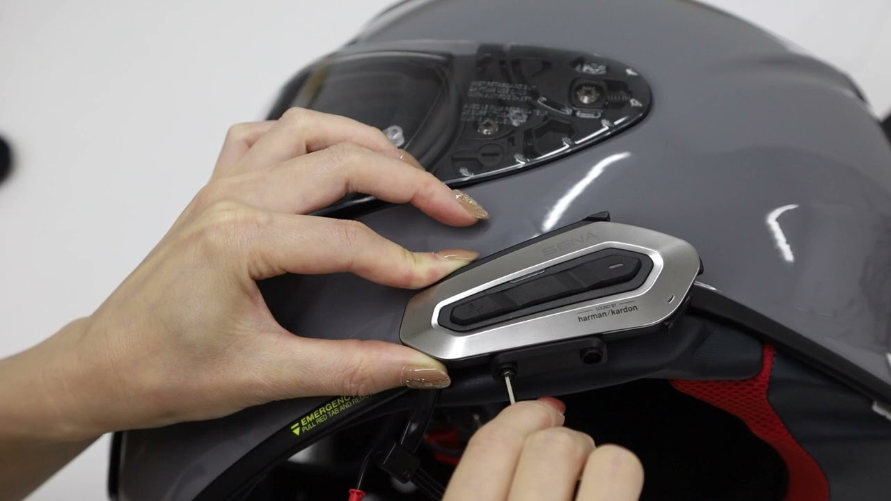 SENA SRL EXTをSHOEI Z-8 ( RF-1400 / NX2 )にとりつける - YouTube