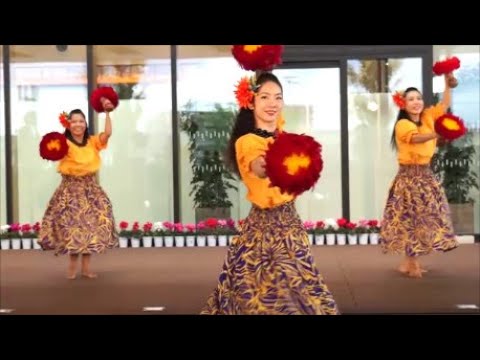 ウリウリで素敵なフラダンス(Hula) - YouTube