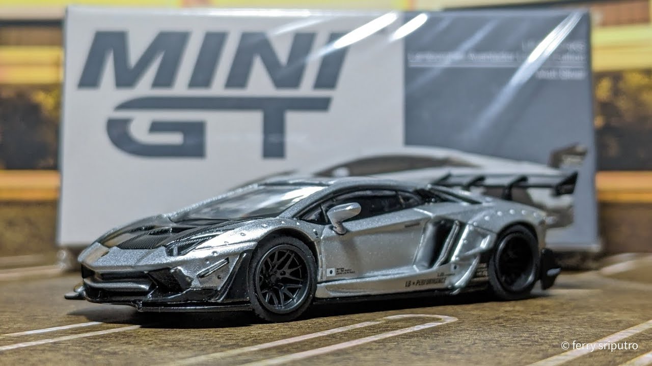 MINI GT No. 449 LB WORKS Lamborghini Aventador Limited Edition