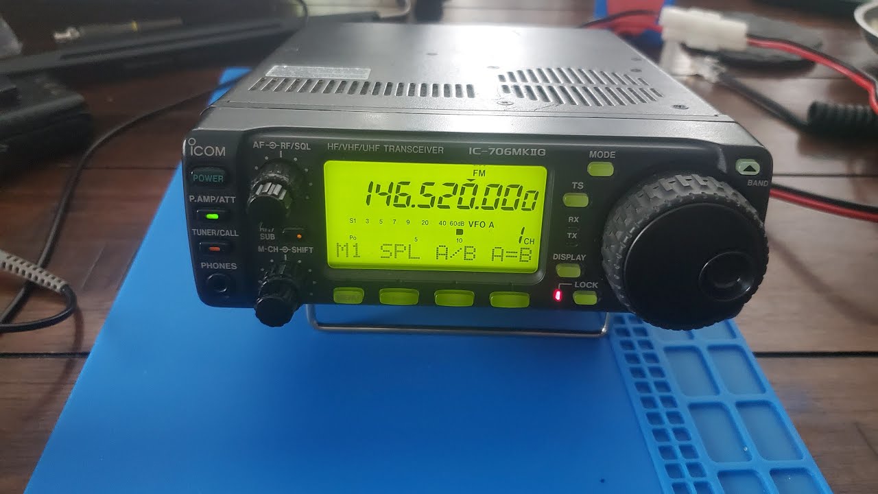 ICOM IC-706MKIIG Unboxing and not working. Bad PLL? Part one - The