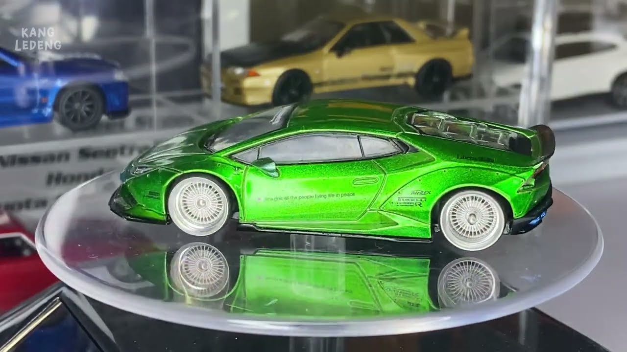 Mini GT 149 LB☆WORKS Lamborghini Huracán ver. 2 Green - YouTube