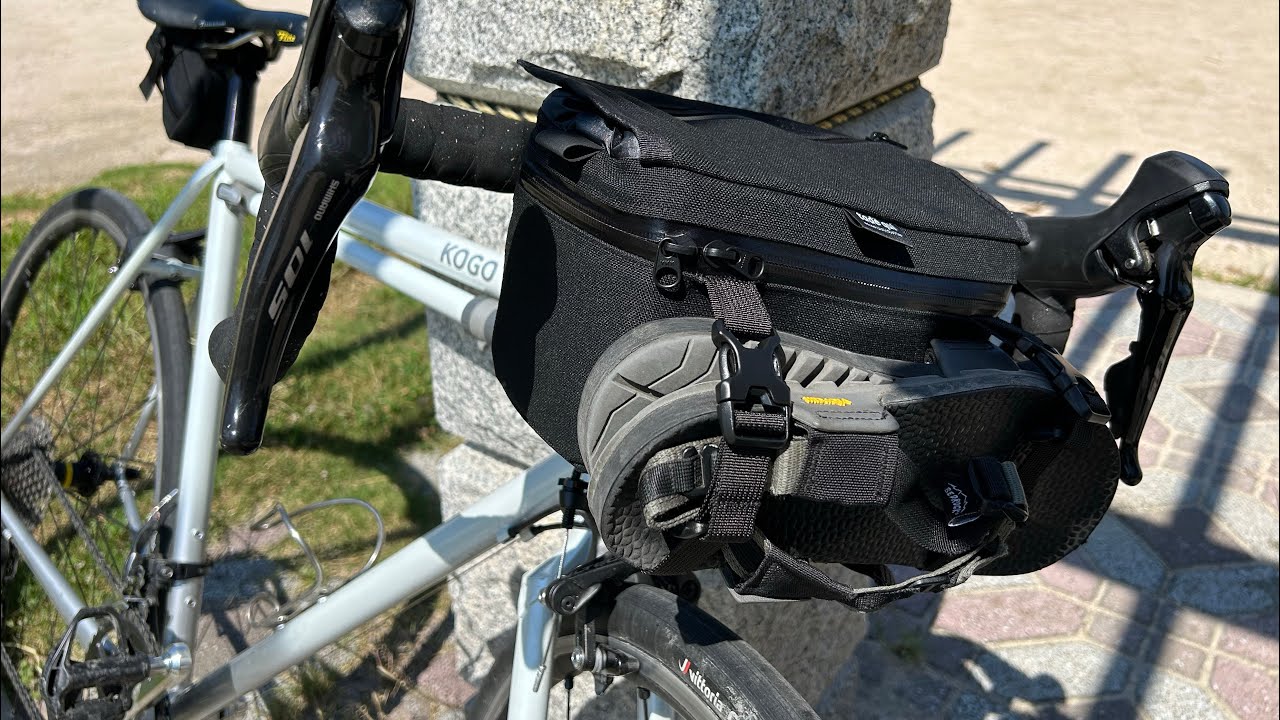 新しいフロントバッグが最高だった【TADEQUI Cunningham】 - YouTube