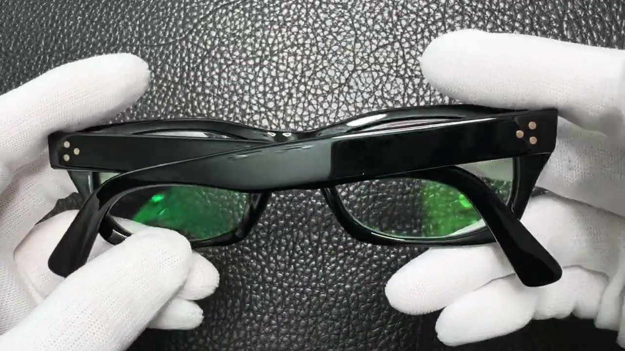 オリバーゴールドスミス Oliver Goldsmith VICE CONSUL-SS Nero - YouTube