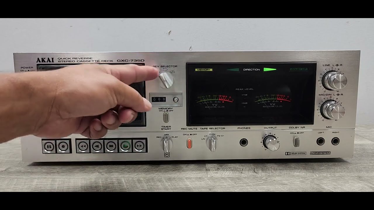 Vintage Akai GXC-735D High End Cassette Tape Deck/Player - YouTube