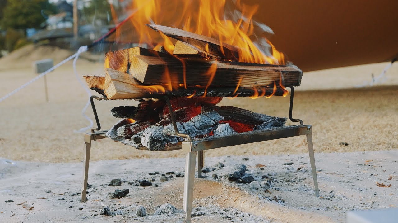Pocket-sized fire pit perfect for solo camping! Secret Grill-chan