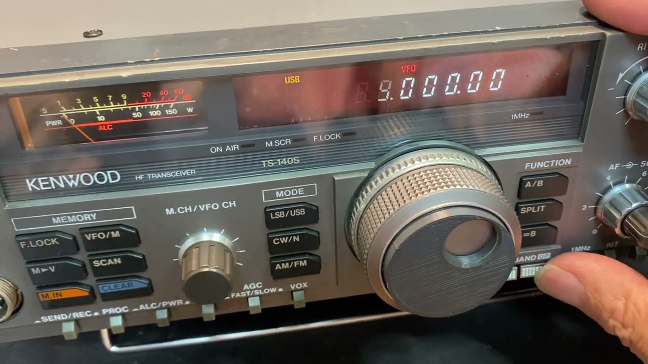 KENWOOD TS-140S - YouTube