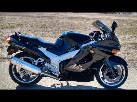 The Kawasaki Ninja ZX-11 is a great first sportbike! - YouTube