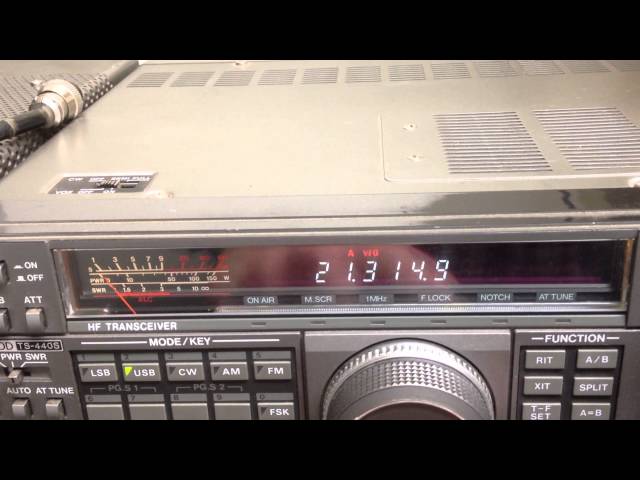 KENWOOD TS-440S/AT HF transceiver - YouTube