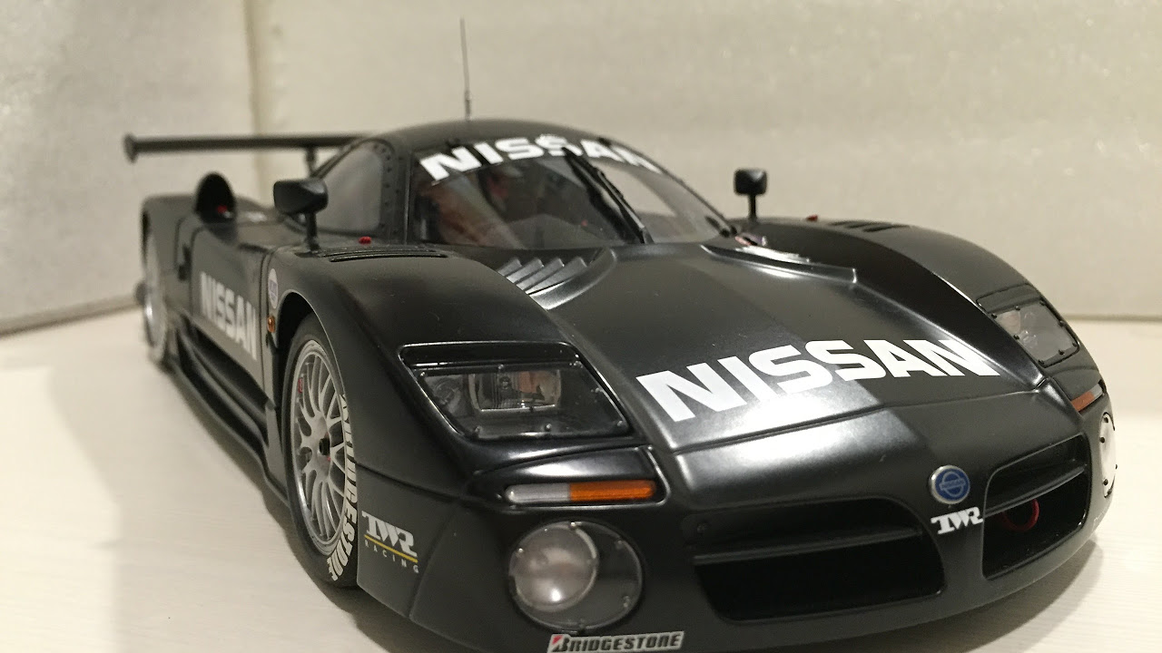 1/18 Autoart Nissan R390 GT1 Test Car Lemans 1997 - YouTube