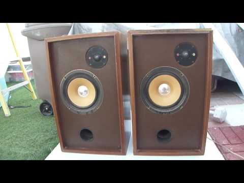 how sound Vintage Sansui SP-70 speakers Japan Music bass - YouTube