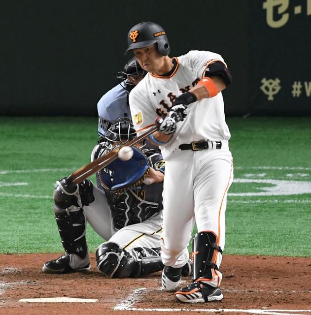 巨人・中島のバットでチーム初得点 執念の適時内野安打/野球/デイリー