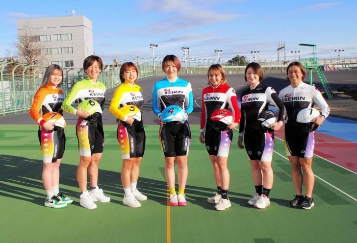 初代ガールズ競輪、練習用ユニフォーム(夏用冬用セット) 初代ガールズ