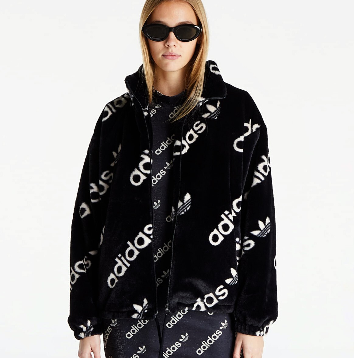 MED adidas Originals Women's FAUX FUR LUXE BOMBER HM4885 BLACK