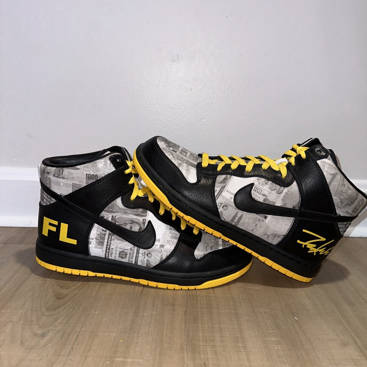 Size 9.5 - Nike Dunk High Supreme TZ LAF - Livestrong - FLOM - DS
