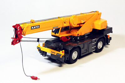 1/50 KATO SR-250Ri Premium Roughter Rough Terrain Off-road Crane
