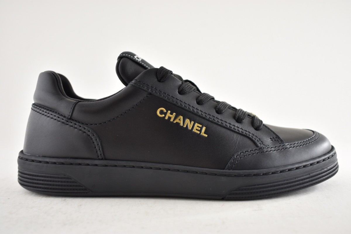 Chanel 23A Black Calfskin Leather Gold CC Logo Flat Runner Trainer