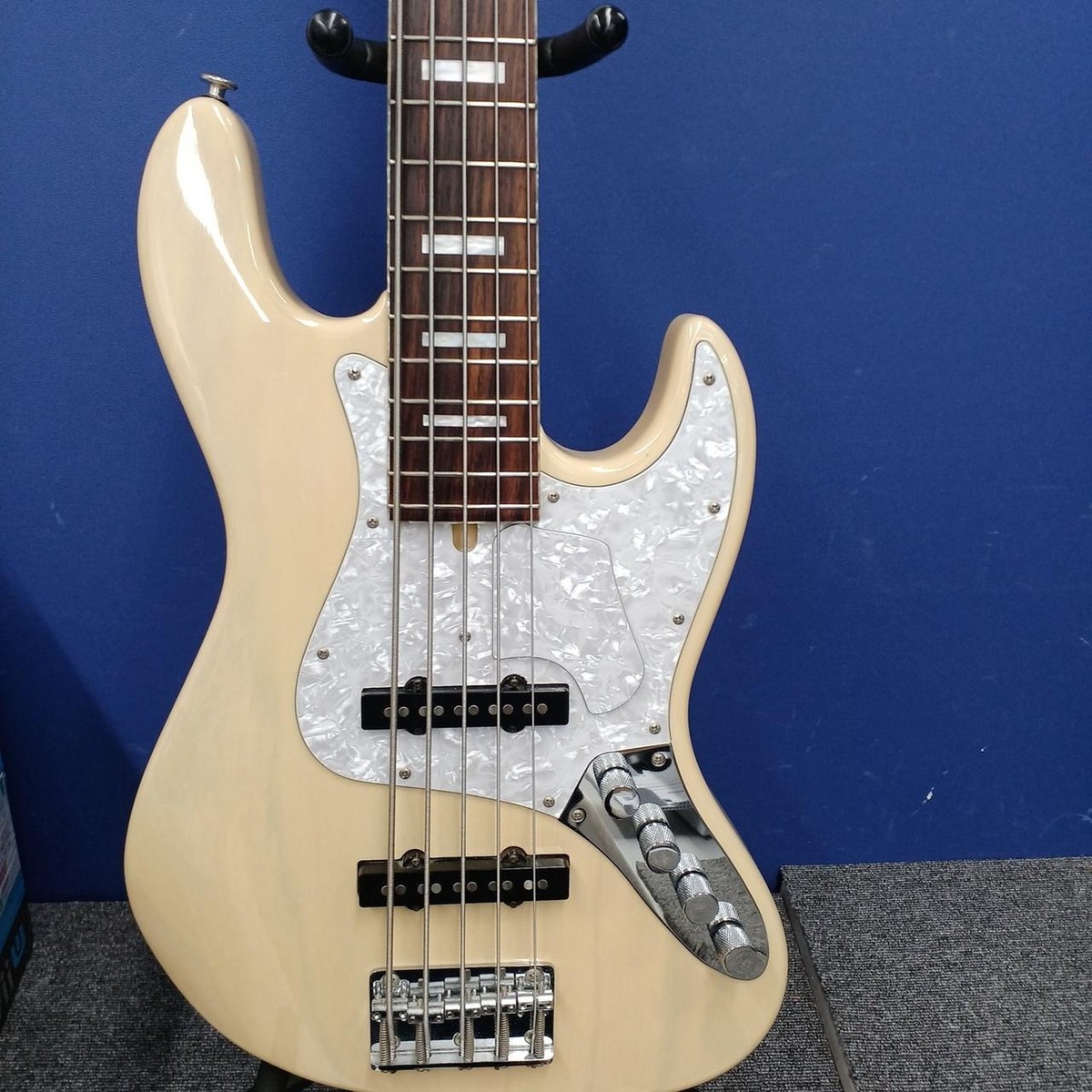 BACCHUS craft series Used Ash body Maple neck Rosewood fingerboard