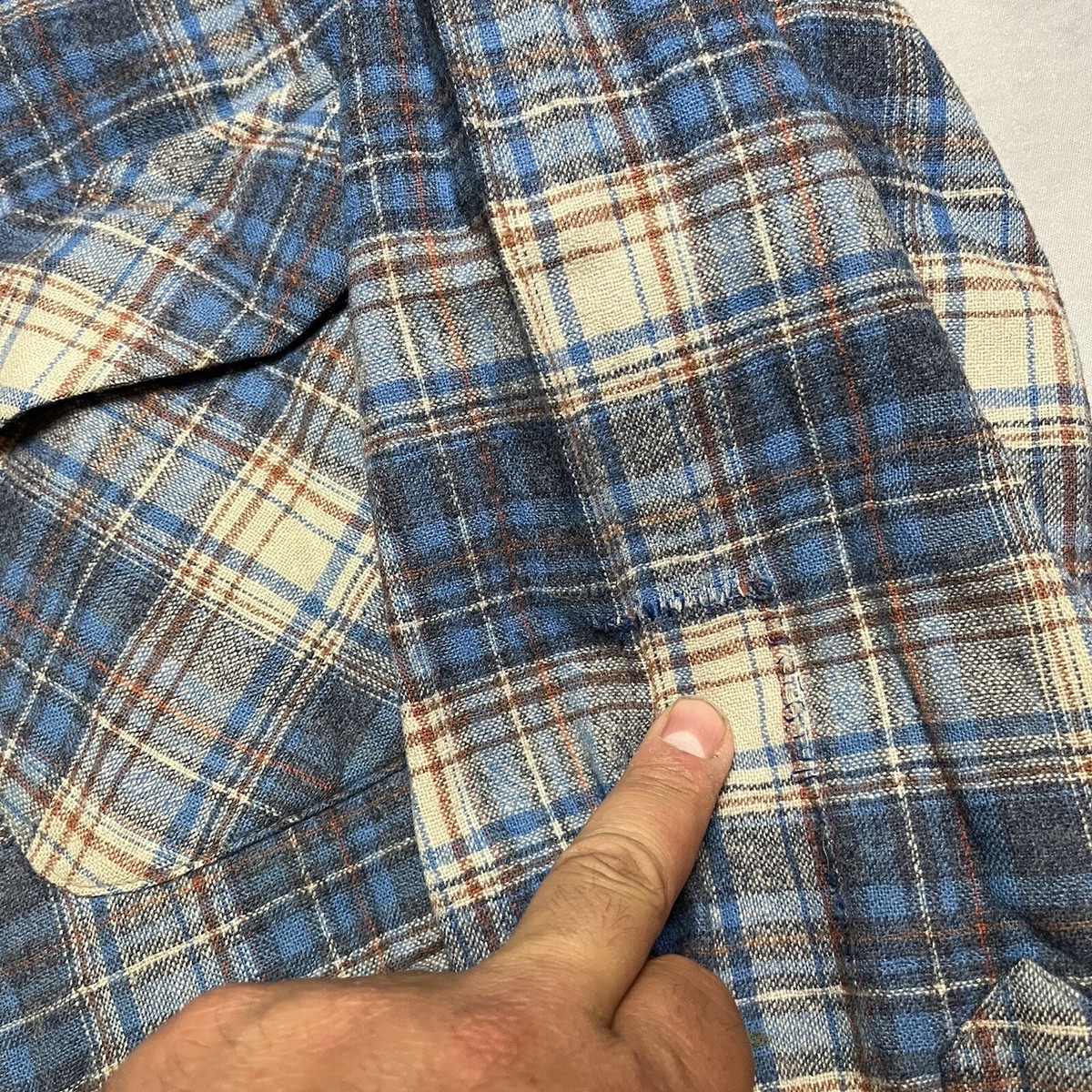 Vintage 60s Pendleton Loop Collar Button Up Plaid Blue Wool Board