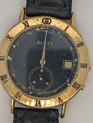 Gucci 3800M Chronograph 18K Gold Plated Men's/Women's Watch - 33