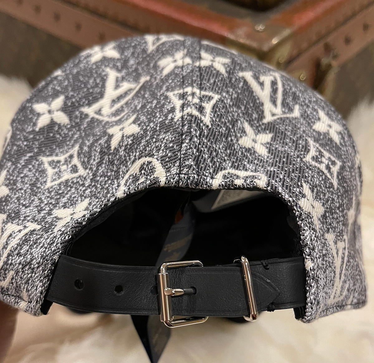 Brand NEW Louis Vuitton Monogram Jacquard Denim Cap, Women Size L