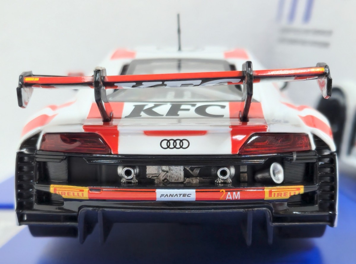 Carrera Digital 132 32073 Audi R8 LMS GT3 EVO2 KFC Racing, #2 1:32