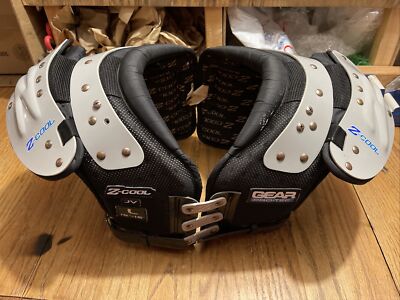 Gear Pro Tec Z-Cool JV L 15”-16” Football Shoulder Pads w/Back